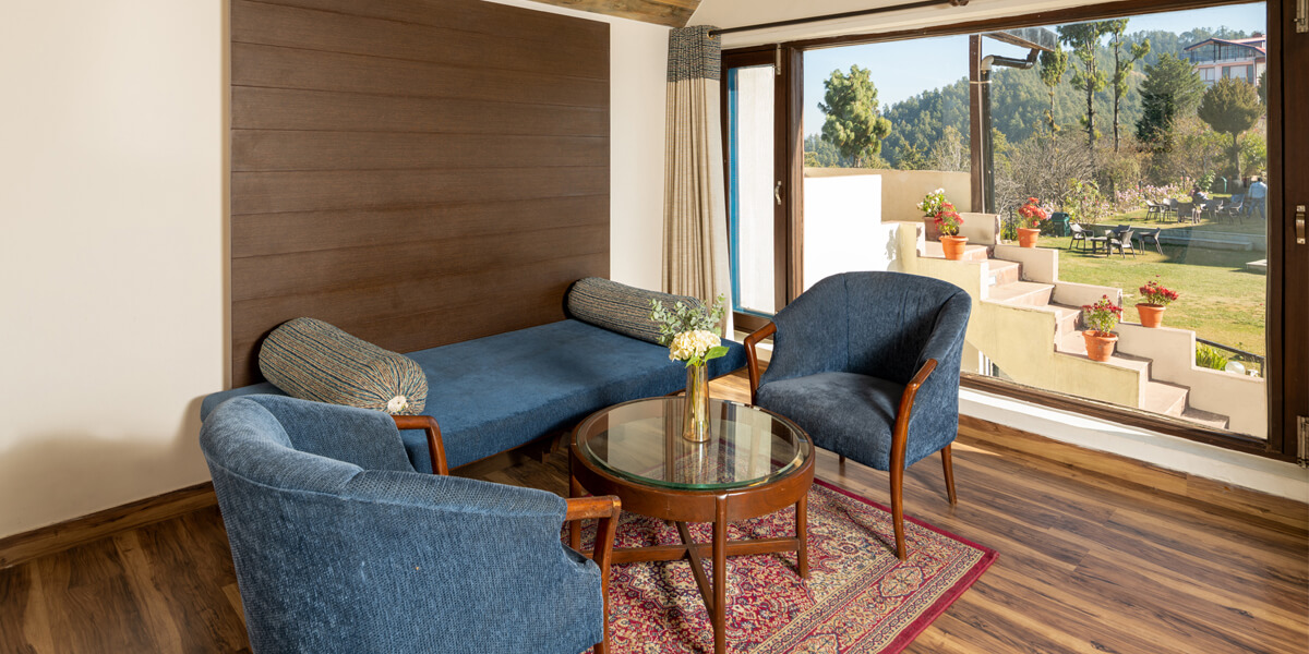 living room in honeymoon package shimla